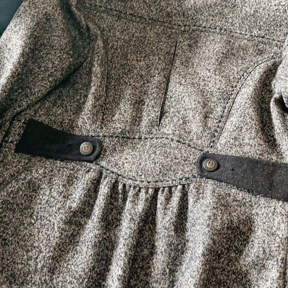 Beautiful black&white tweed blazer